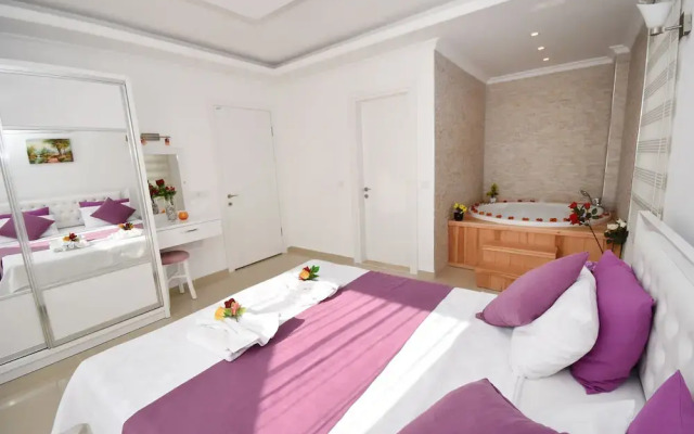 KAL1590 Villa Zeytin Islamlar 2 Bedrooms