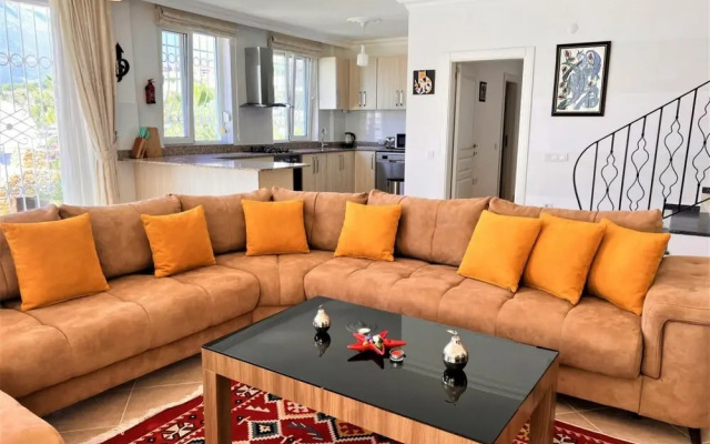 Dazzling Villa With Private Pool in Alanya