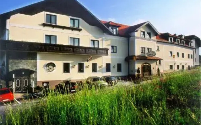 Mohnhotel - Bergwirt Schrammel