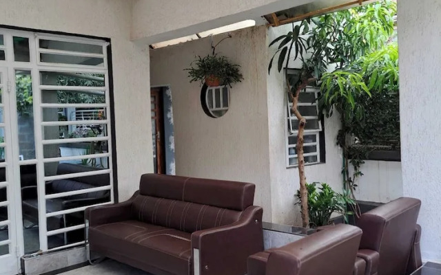 Rofty Vacation Home Utawala