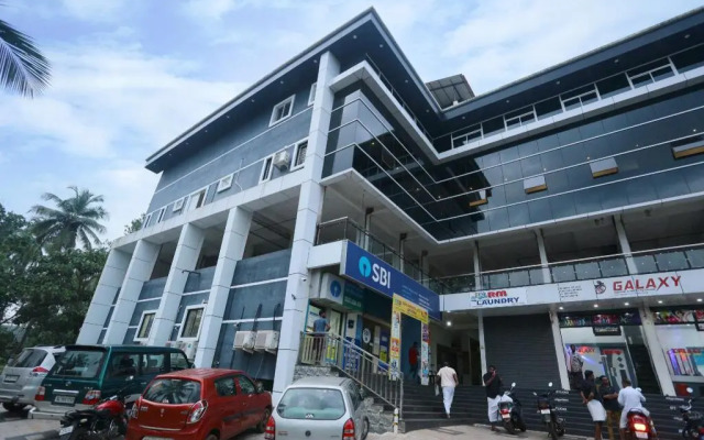 Reem Residency by OYO Rooms