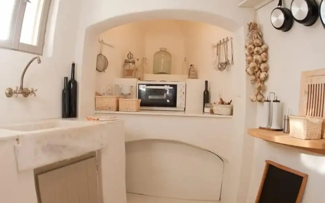 Art Villa Exogonia Santorini