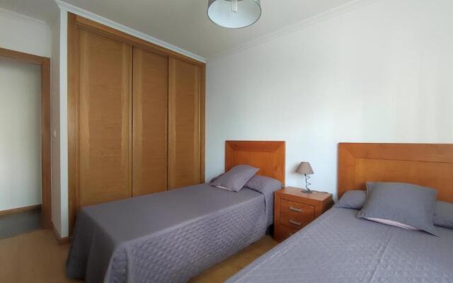 Alojamiento entero, piso 3 habitaciones,5 personas