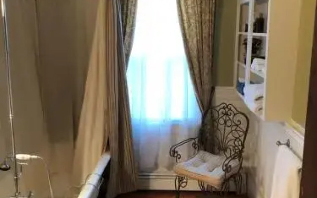 Penley House Bed & Breakfast