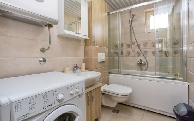 Lux Apartment Goodness