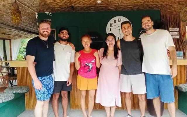 Nautilus Hostel & Hammocks