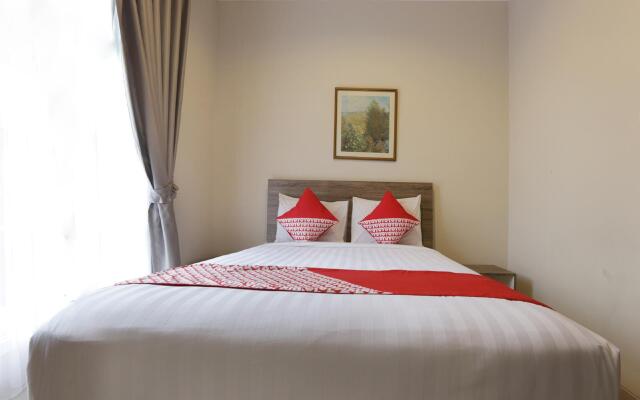 OYO 130 MBC Residence