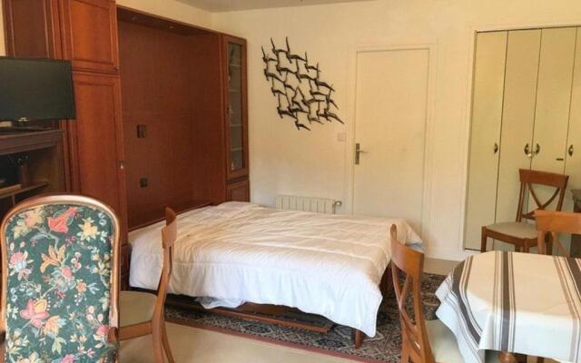 Appartement Saint-Jean-de-Luz, 1 pièce, 2 personnes - FR-1-4-521