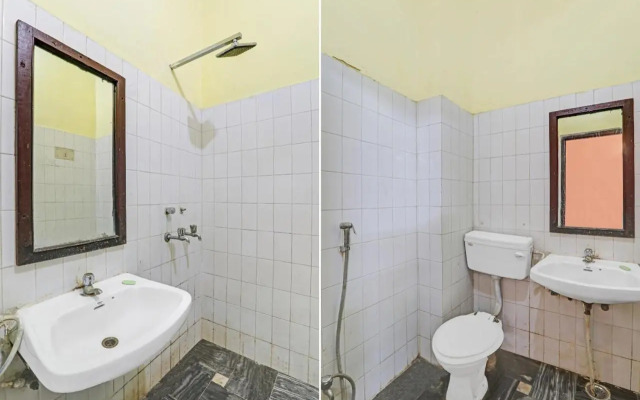 OYO Flagship 70321 Hotel Ranjit