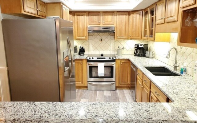 Anastasia 112 2 Bedroom Condo by RedAwning