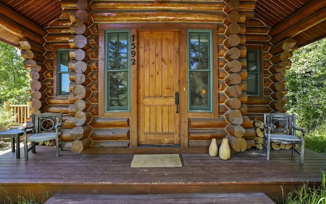 Abode at Moosehead Cabin
