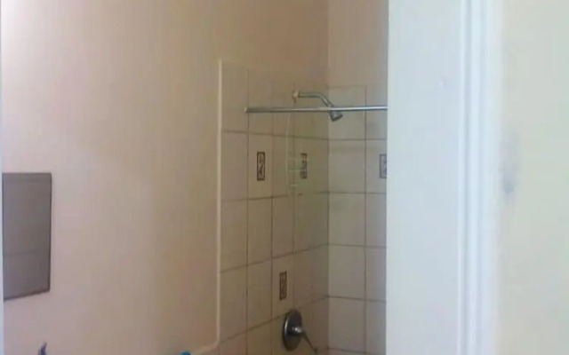 Shalom Guest House