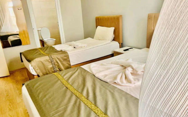 Grand Sami Hotel