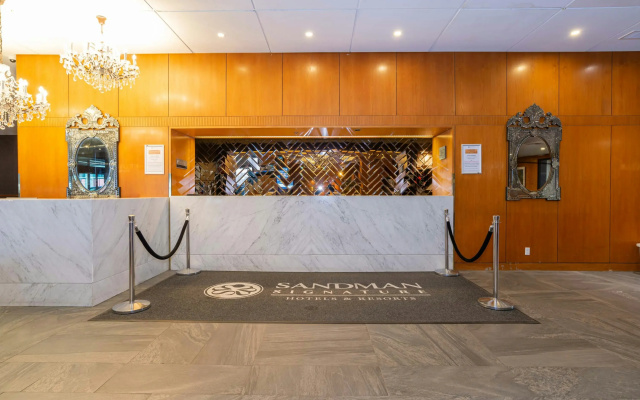 Sandman Signature Edmonton Downtown Hotel