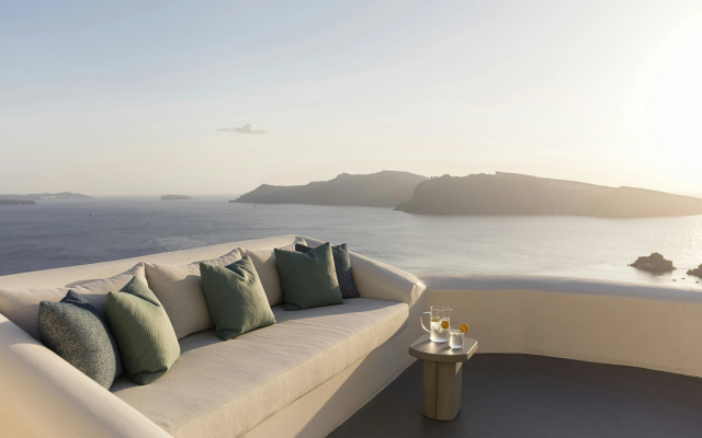 Canaves Oia Suites - Small Luxury Hotels of the World