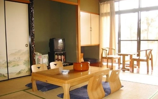 Ryokan Nabetagawa — 3-star hotel in Kisosaki
