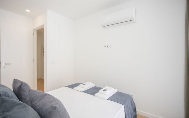 NAX Apartment D by Liiiving