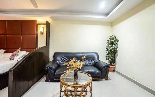 Fabhotel Royal Residency Ii