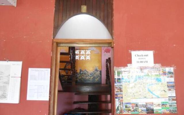 Cheng Backpacker Hostel Boun Ngin