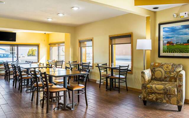 Quality Inn & Suites Greensburg I-74