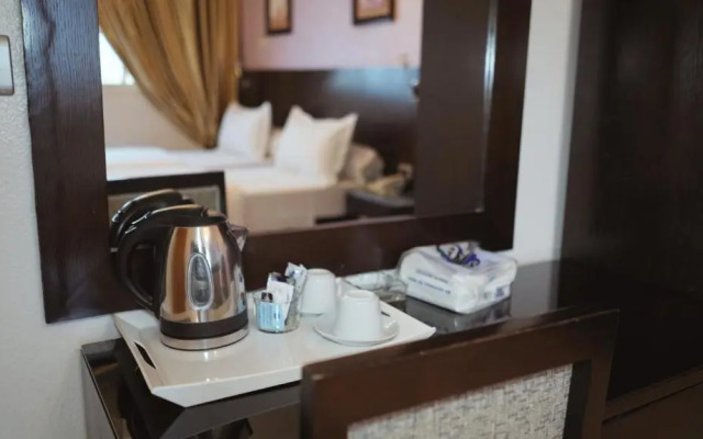 Hotel Prestige