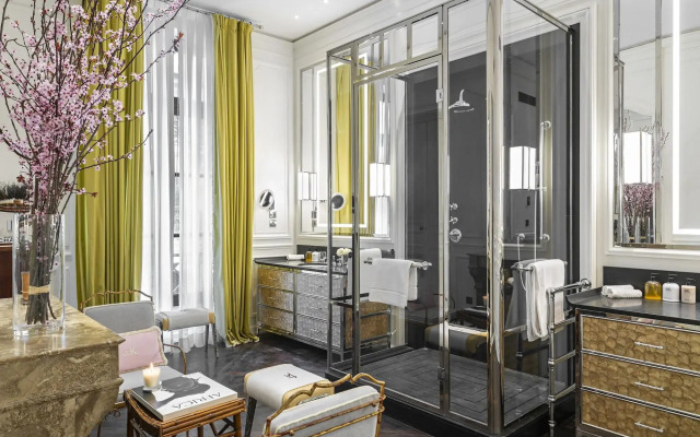 J.K. Place Paris