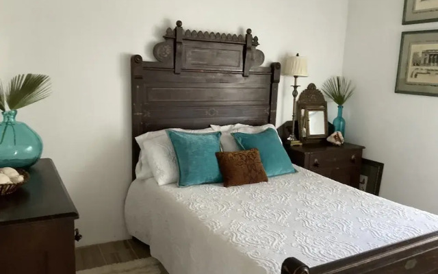 Blue Love Point 5 Bedroom Home