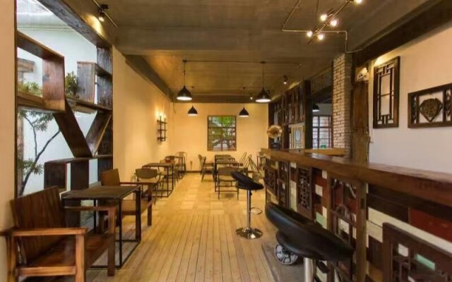 Classmate ten years design Hotel