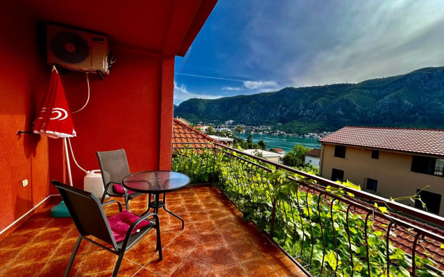 Apartments Lazarevic