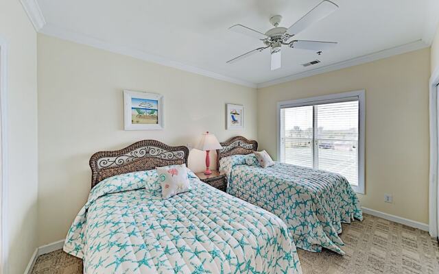 122viaol 4 Bedroom Condo