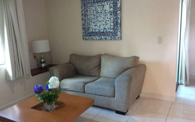 Suites Villa Italia