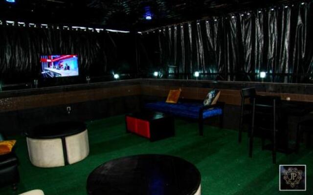 JP Suites And Lounge