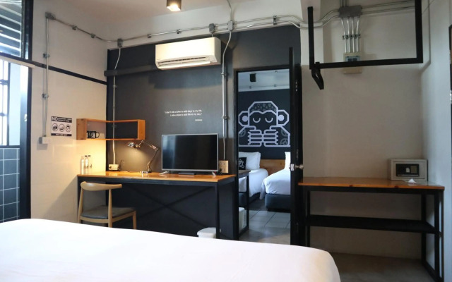 Blu Monkey Hub and Hotel Suratthani