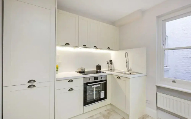 The Sussex Garden Apartment