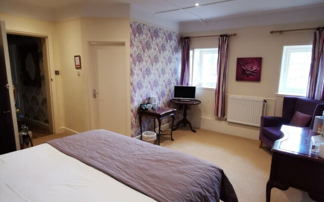 The Edgemoor Hotel