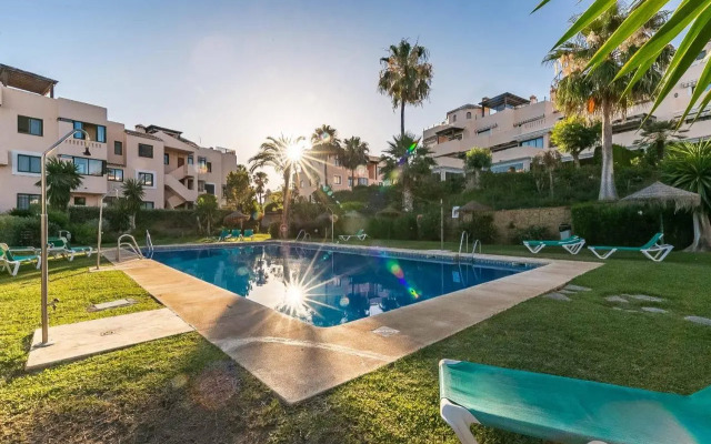 75-Apartment with Views in Elviria, Marbella