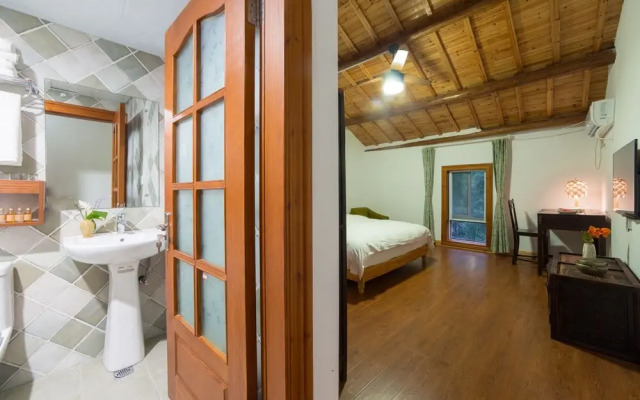 Tong Lu Ye Du Li Cun