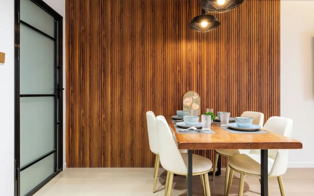 The Pinnacle Residence Service by Soben