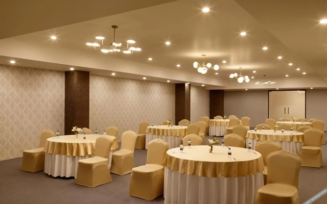 Click Hotel Jaipur, Raja Park