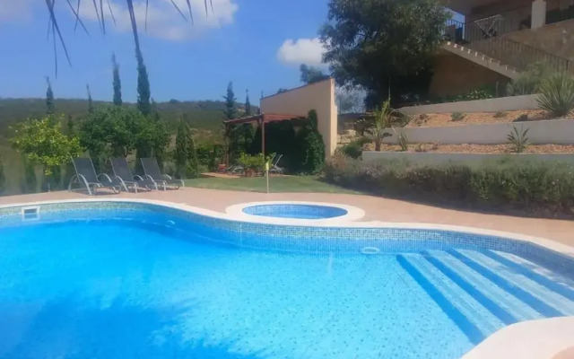 5 Bedroom Villa Pool and Garden