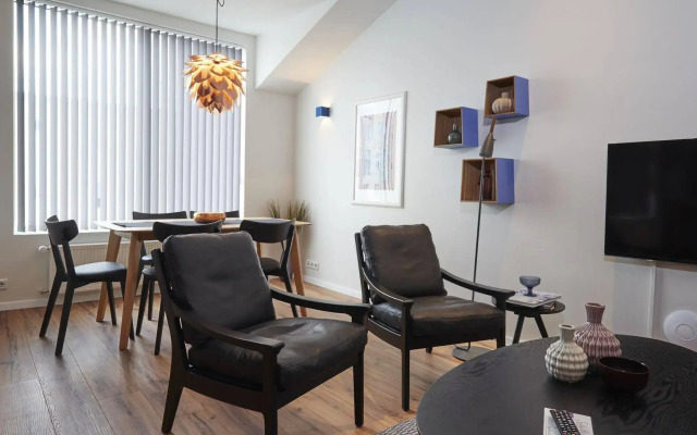 Opal Apartments