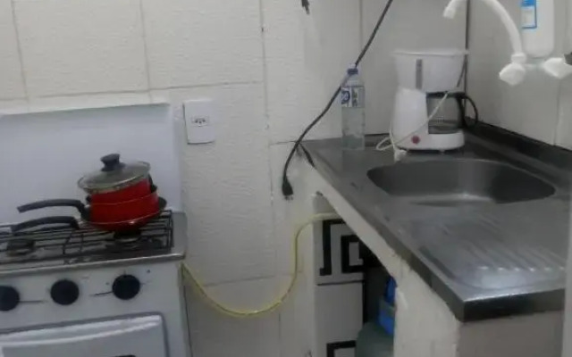 kitnet Maysa em Benfica RJ