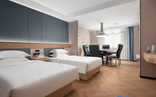 Happy Smart Hotel