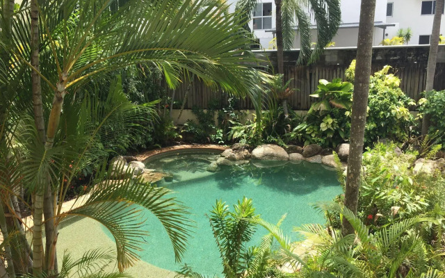 Villa Vaucluse Apartments of Cairns