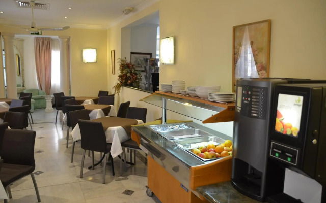 Allegro Hotel