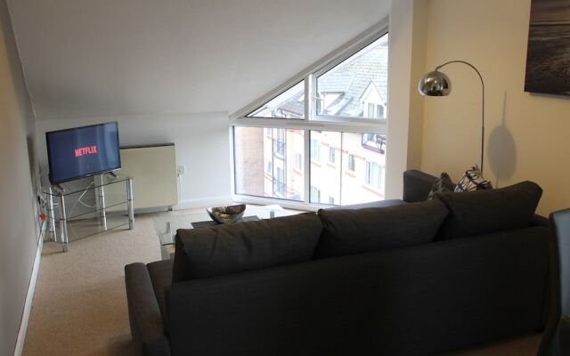Karah Suites - Redcliffe Quay