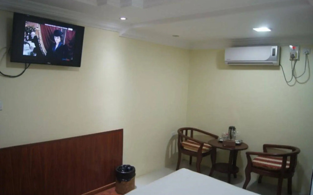 Good Time Hotel