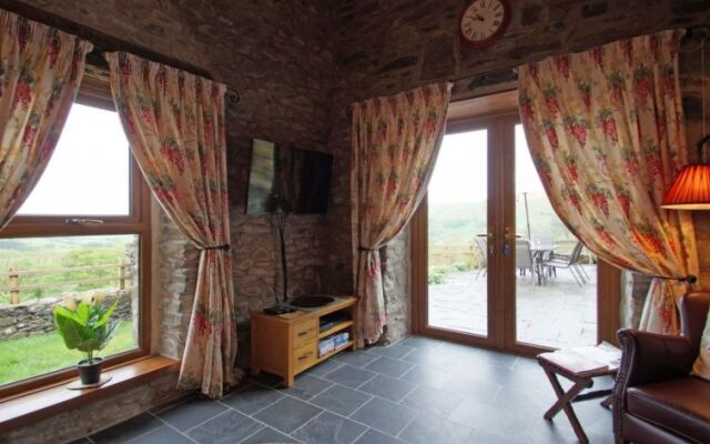 Holiday Home Uwch y Foel