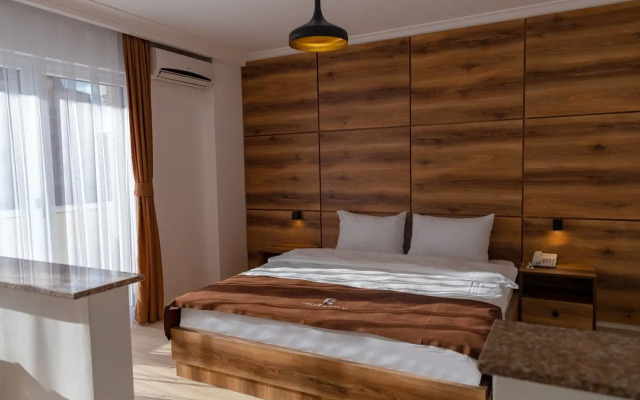 Hotel City
