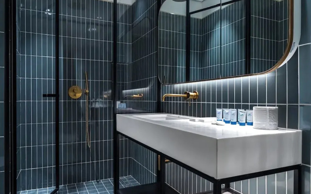 SIMPLY COMFORT Upside Living Burj View